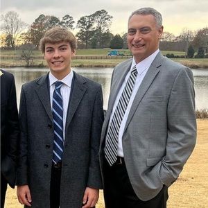 Meet your Posher, Christopher